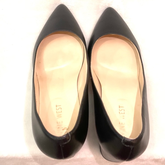 BLACK NINE WEST ISSA BLOCK HEEL MINIMALIST DRESSY COMFORT LEATHER PUMPS SZ 6M - Picture 7 of 14